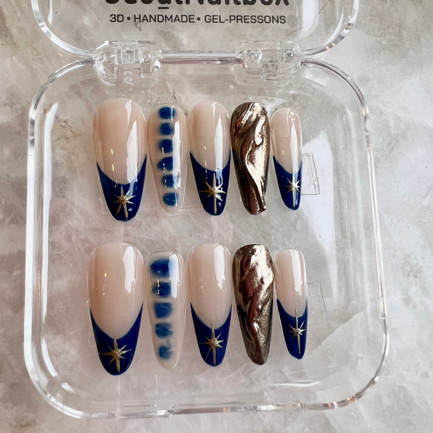 Midnight Elegance – 3D Star Nails