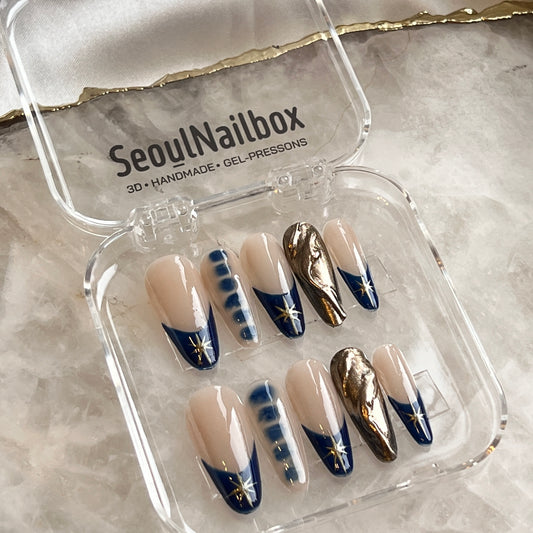 Midnight Elegance – 3D Star Nails